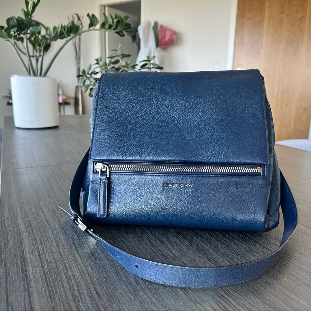Givenchy Pandora Pure Bag